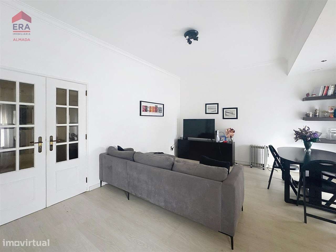 Apartamento T3 com 2 casas de banho e vista-3