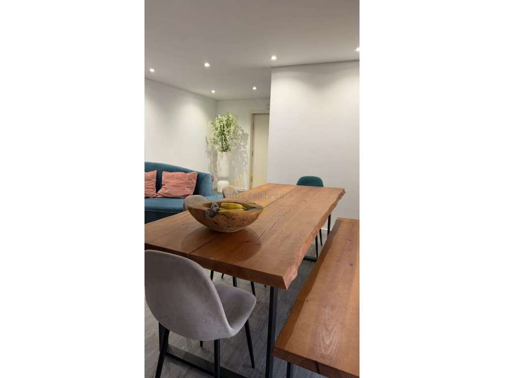 Apartamento T2 Totalmente Renovado com lugar de garagem a 100mt da ...-38