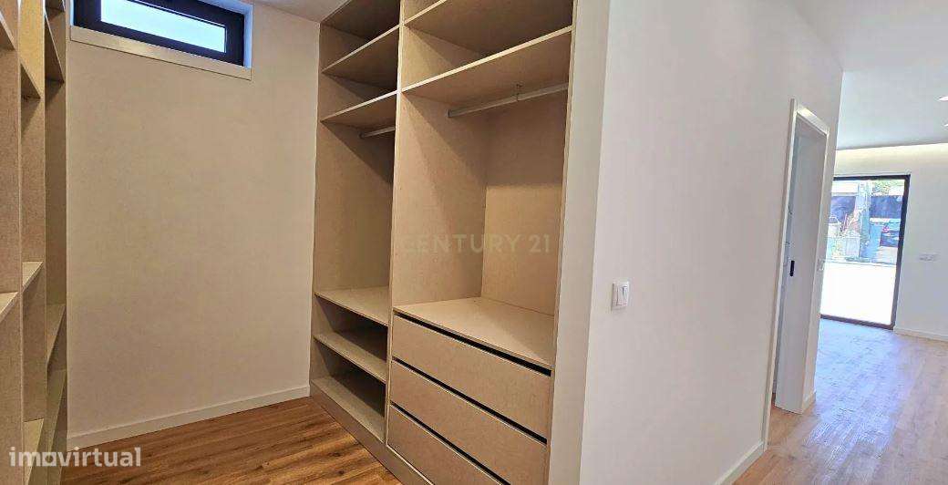 Moradia T3 em Palmeira de Faro Esposende-12