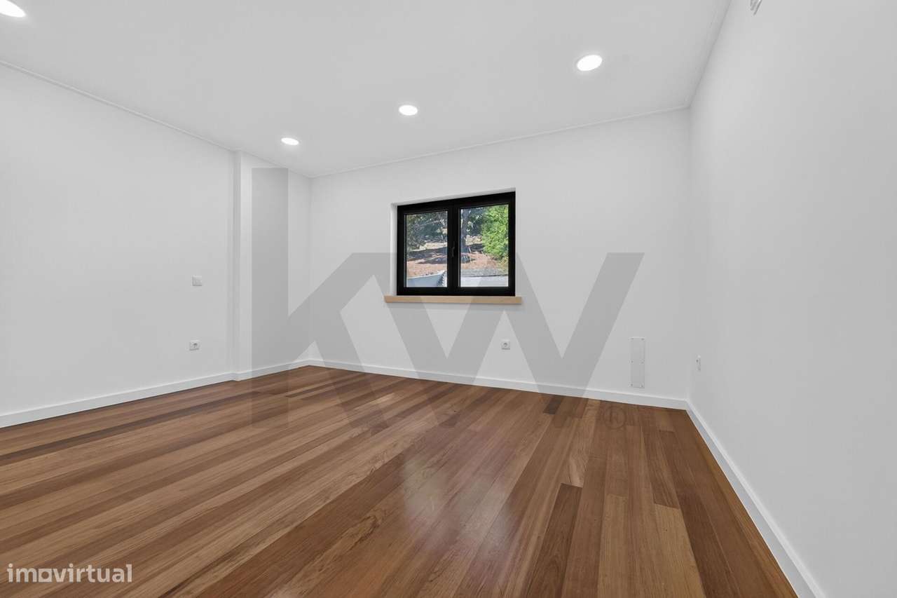 Moradia T5 com piscina e mais de 8.000 m2 de terreno | Seramena, Sobra-48