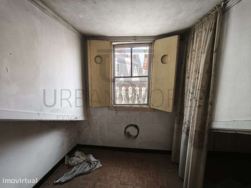 Prédio P/ Recuperar, Estrela - Lisboa, 398m2-10