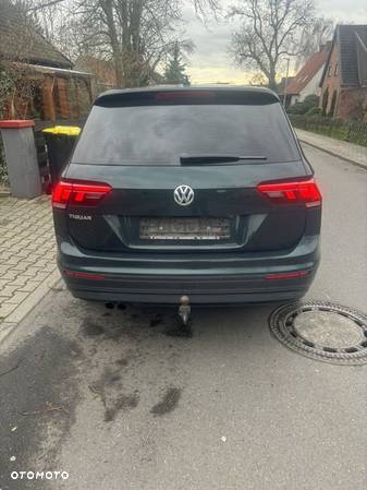 Volkswagen Tiguan 2.0 TDI BMT SCR Comfortline - 3