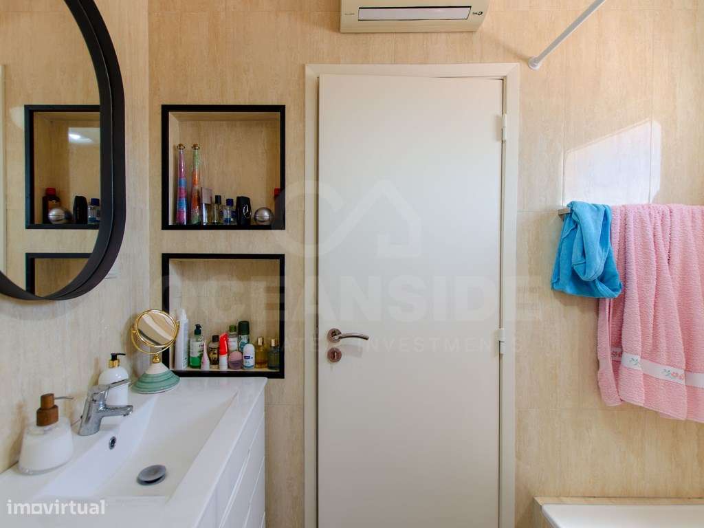 Moradia T6+1 renovada em Benavente-43