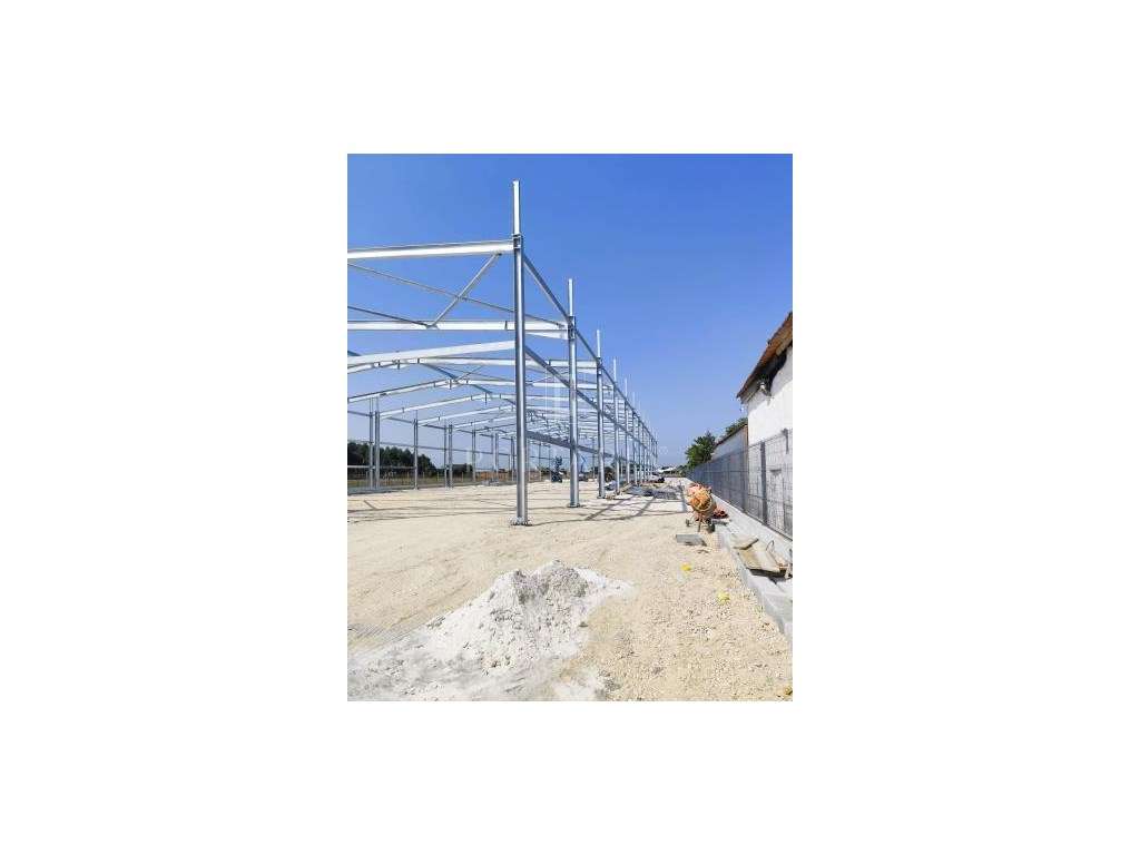 Pavilhões Novos em Cacia, Aveiro-19