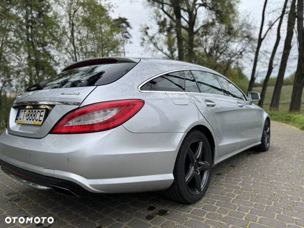 Mercedes-Benz CLS - 30