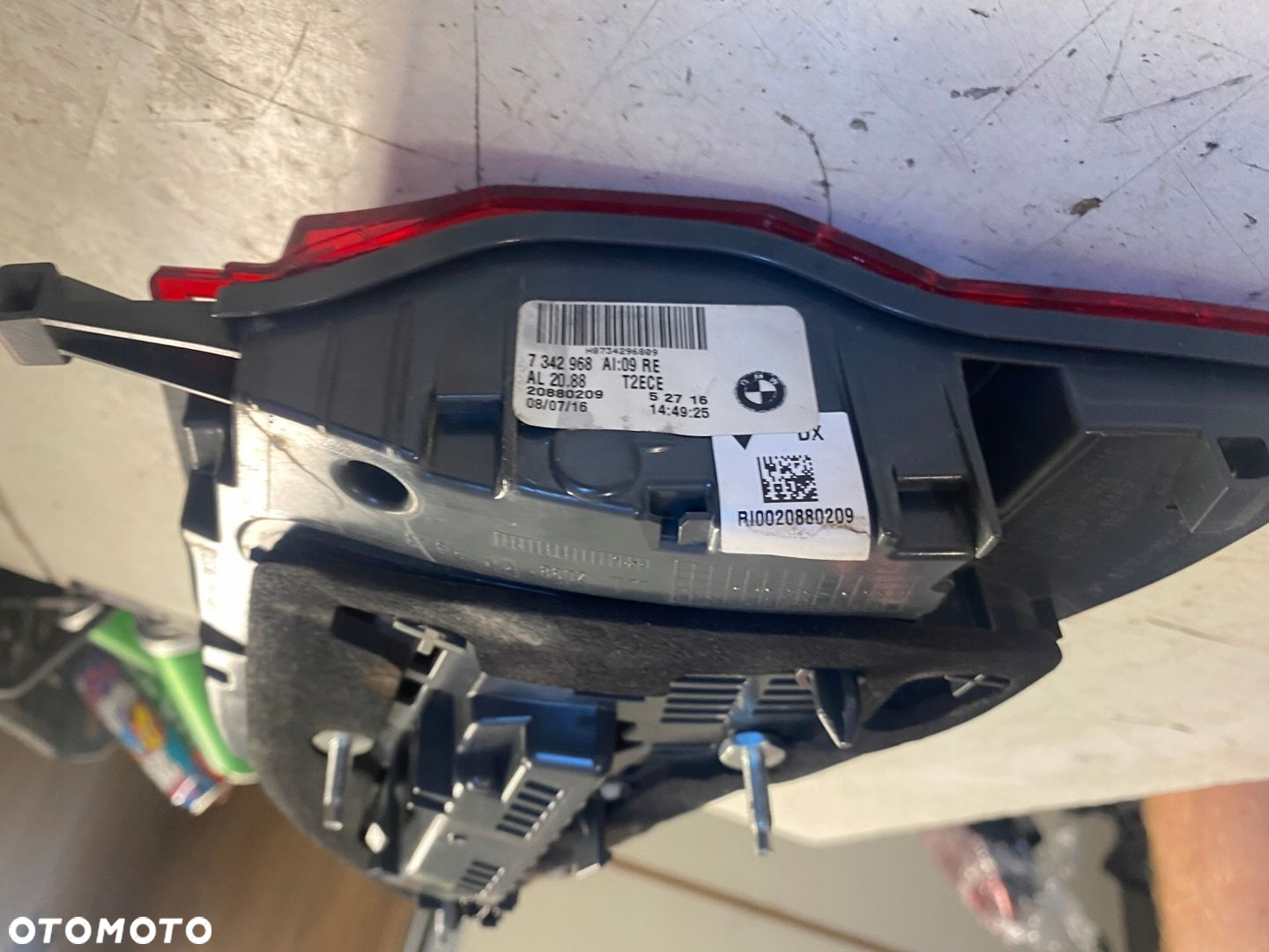 BMW G11 LAMPA PRAWY TYŁ W KLAPĘ LED 7342968 - 13