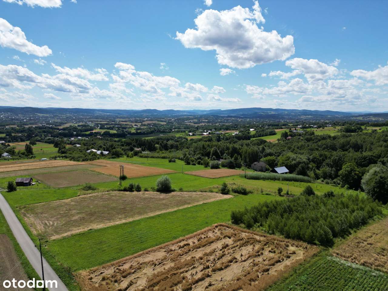 DZIAŁKA W SPOKOJNYM MIEJSCU Z ŁADNYM WIDOKIEM!!!-6
