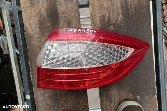 Lampa stop dreapta pe aripa Ford Mondeo 4  [din 2007 pana  2010] seria wagon - 1