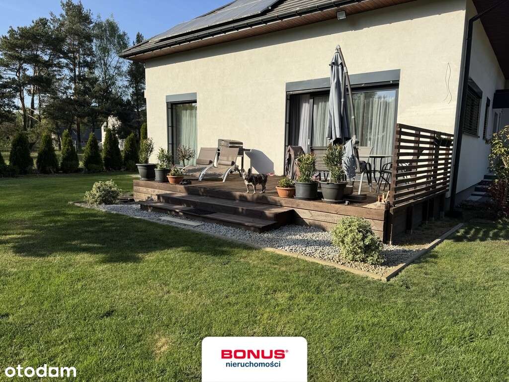 Nowoczesny, wolnostojący dom w otoczeniu lasu. - Pełny obrazek: 4/20