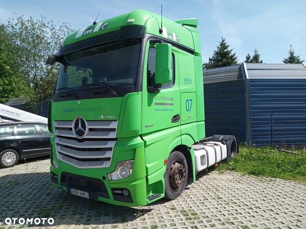 Mercedes-Benz Actros - 2