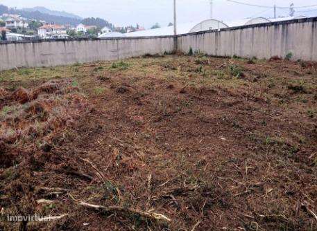 Terreno com grande potencial em Requião, Famalicão - Grande imagem: 4/11
