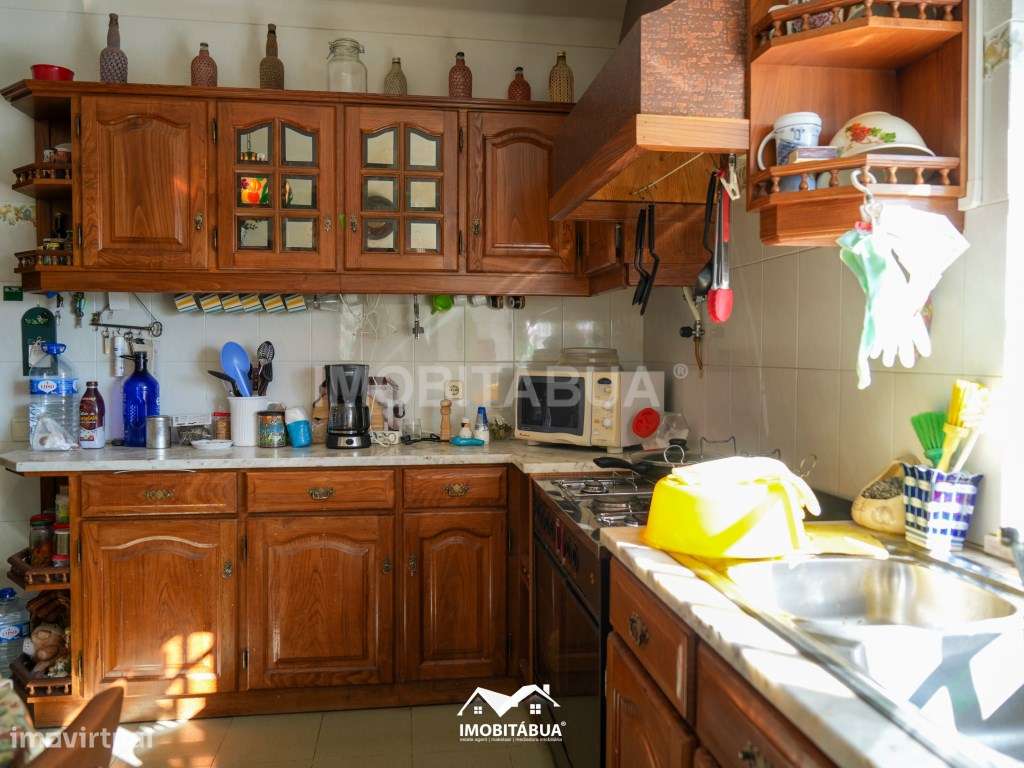 Moradia T5 com Piscina (Jacuzzi Integrado), Jardim e Churrasqueira-15