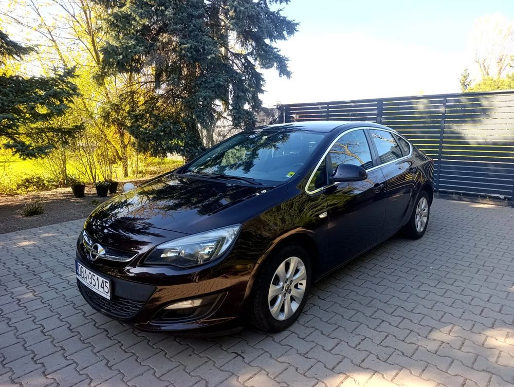 Opel Astra J 1.4 T Cosmo EU6 2015