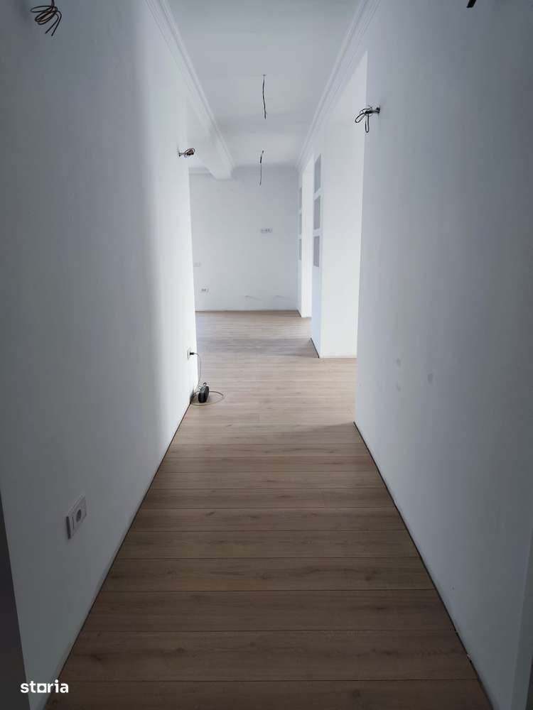 FARA COMISIOANE Sabareni casa cu 4 camere 2 bai PARTER placa asfalt-13