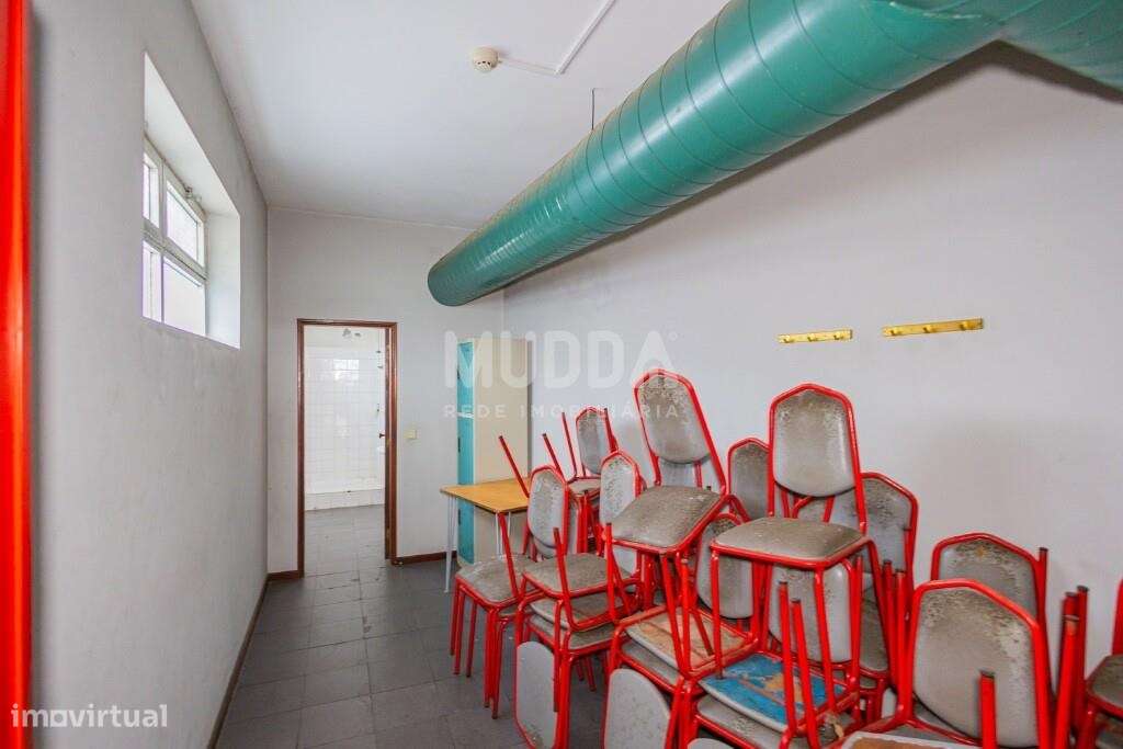 Espaço Comercial Premium com 715 m2 no Centro de Aveiro-30