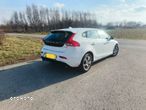 Volvo V40 - 4