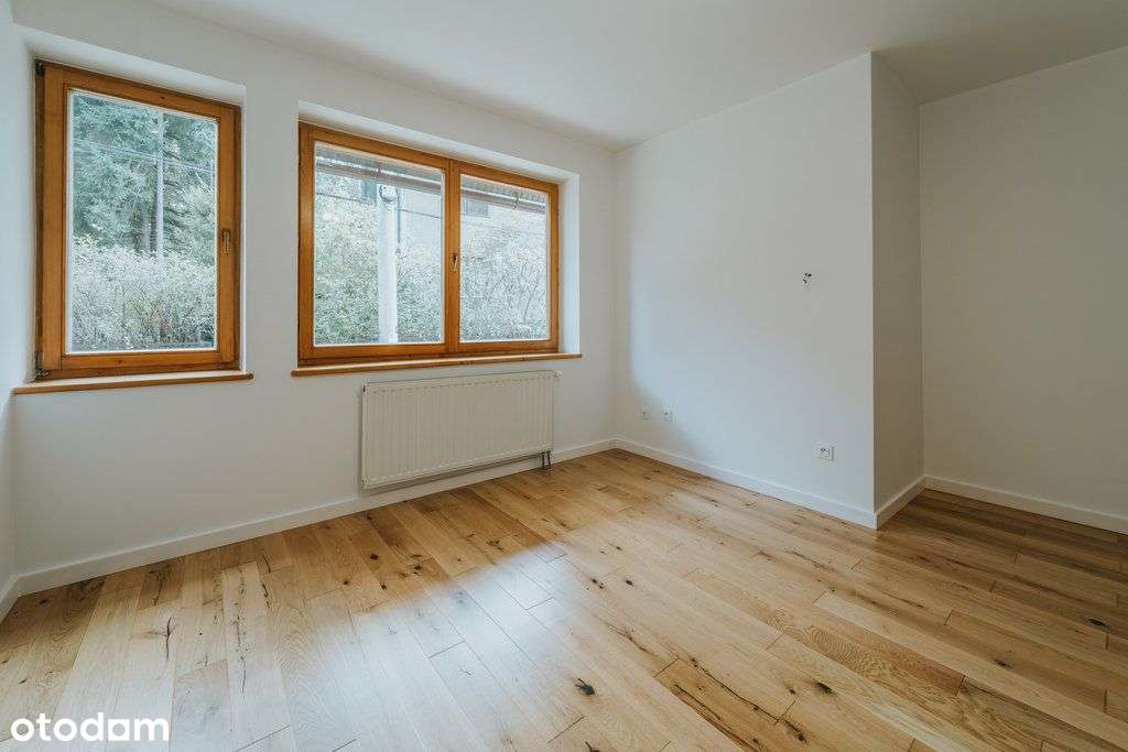 Przestronne mieszkanie po remoncie blisko centrum-0