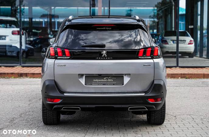 Peugeot 5008 2.0 HDi Allure 7os - 19