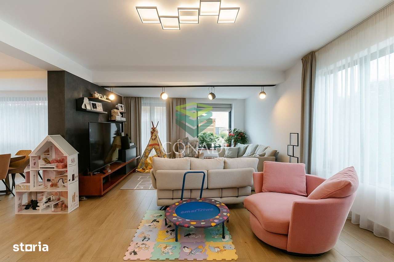 Zona Iancu Nicolae, vila de vanzare, 615 mp construiti, si piscina - Imagine principală: 3/18