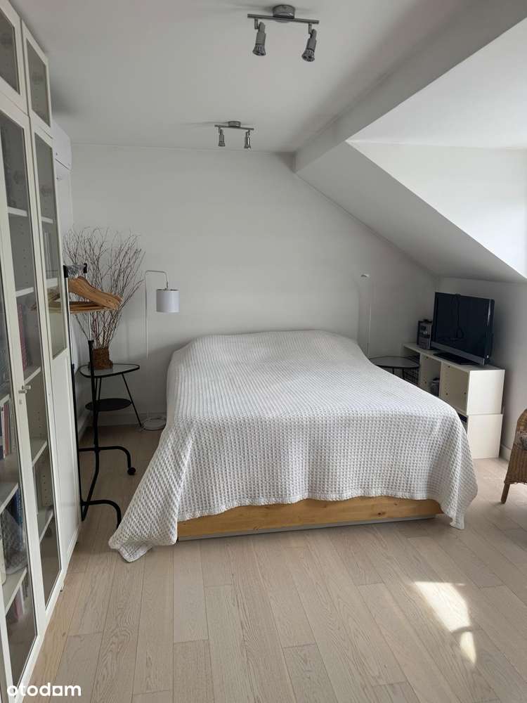 Przepiękny dom nieopodal Piaseczna. Żabieniec.-14