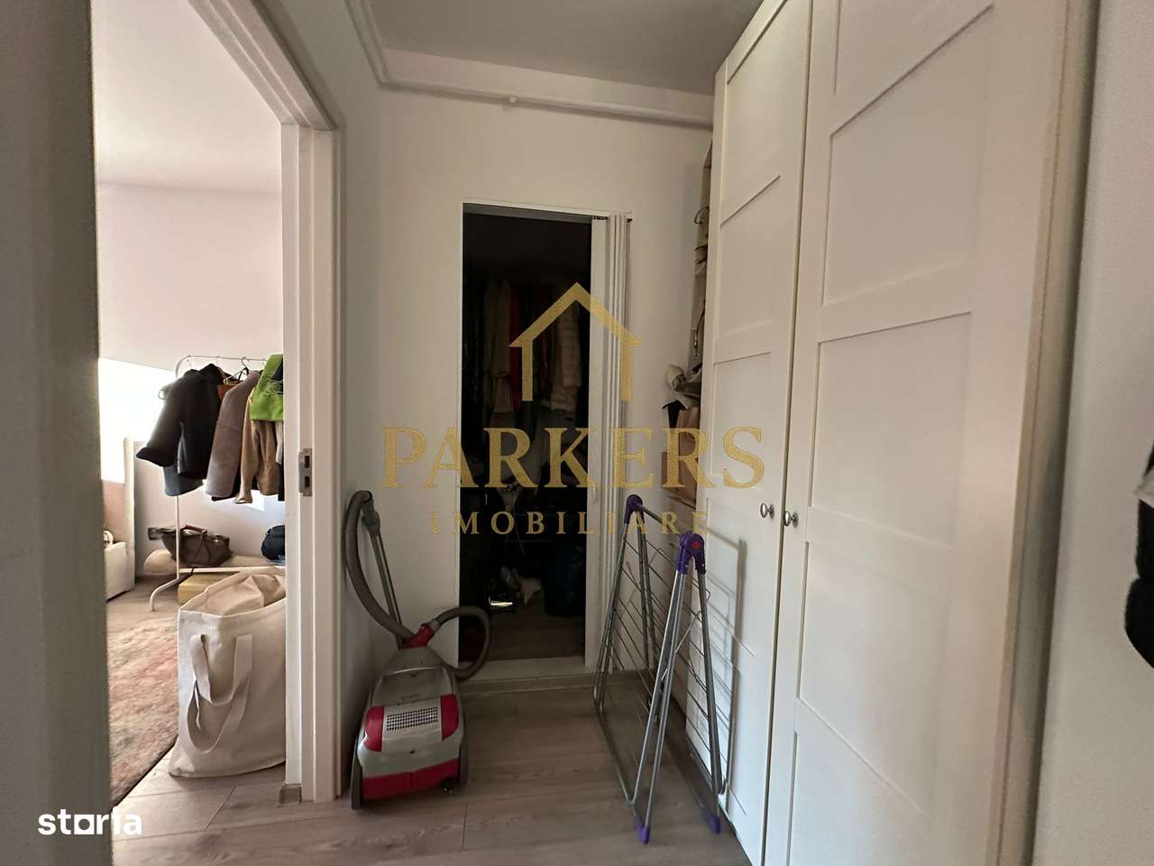 Apartament de vanzare 2 camere cu gradina in Floresti utilat mobilat-5