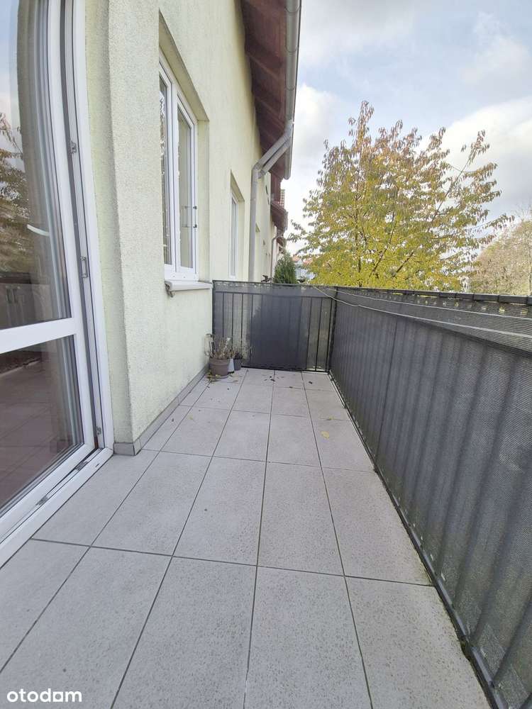 mieszkanie 64 m2 dobra lokalizacja– 3 pokoje, balkon,miejsce postojowe-5