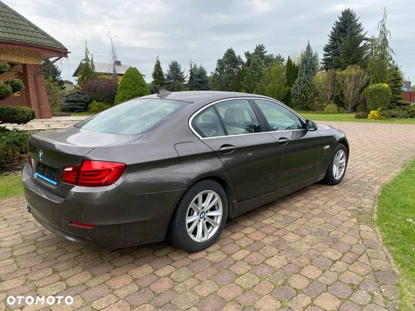 BMW Seria 5 525d Modern Line - 4