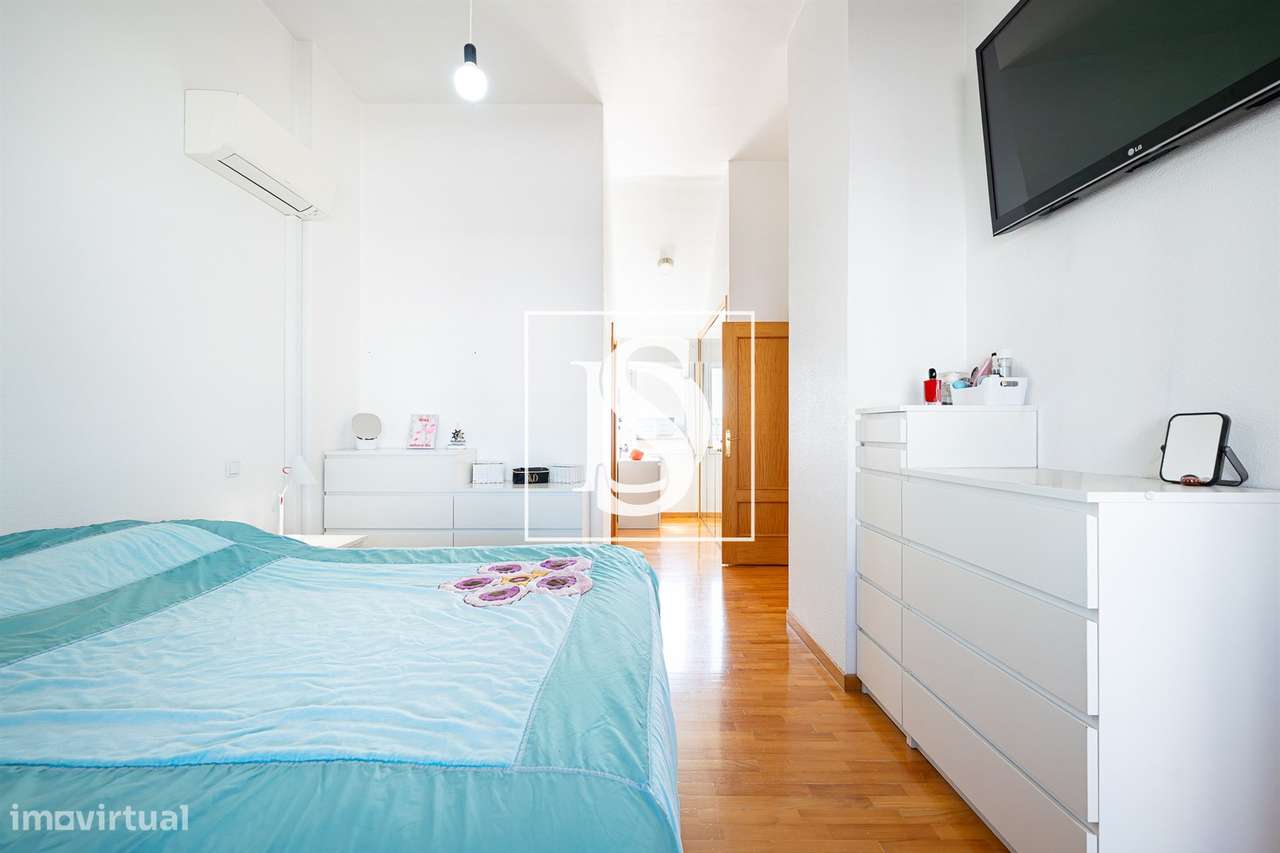 MAGNIFICO T4 DUPLEX URBANIZAÇÃO FONTE DA PRATA-22