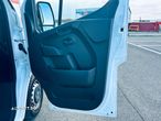 Renault Master 2.3 Blue dCi 150 TT Combi 3,5t L2H2 8+1 - 17