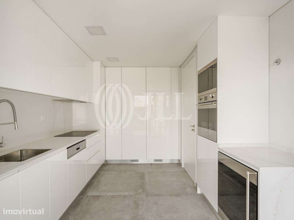 Apartamento T3 com varanda, em Carcavelos, Cascais - Grande imagem: 5/15