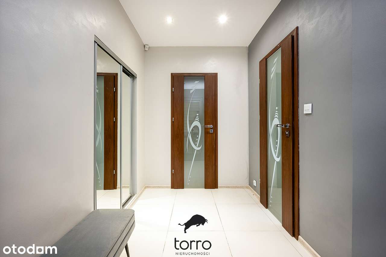 Dom wolnostojący z budynkami gospodarczymi na Ogromnej Działce !!!-11