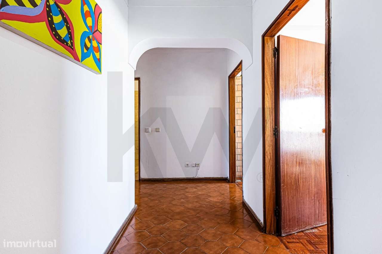 T2 com varandas e ótimo preço em Portimão-3
