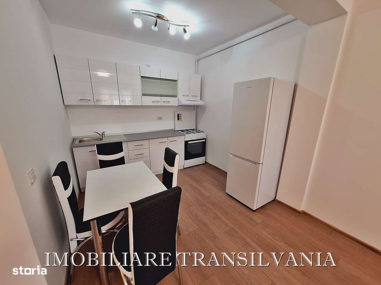 Ap. 2 camere et1, imobil nou - str. Libertatii, Bistrita - Imagine principală: 2/10