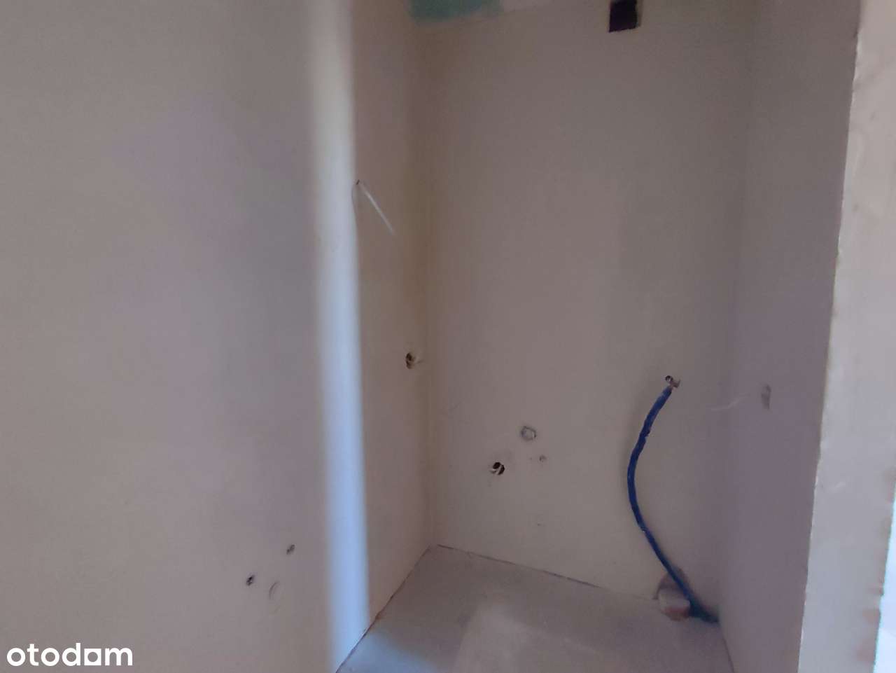 Na sprzedaż 2 pokojowe mieszkanie w Grodzisku Maz.-9