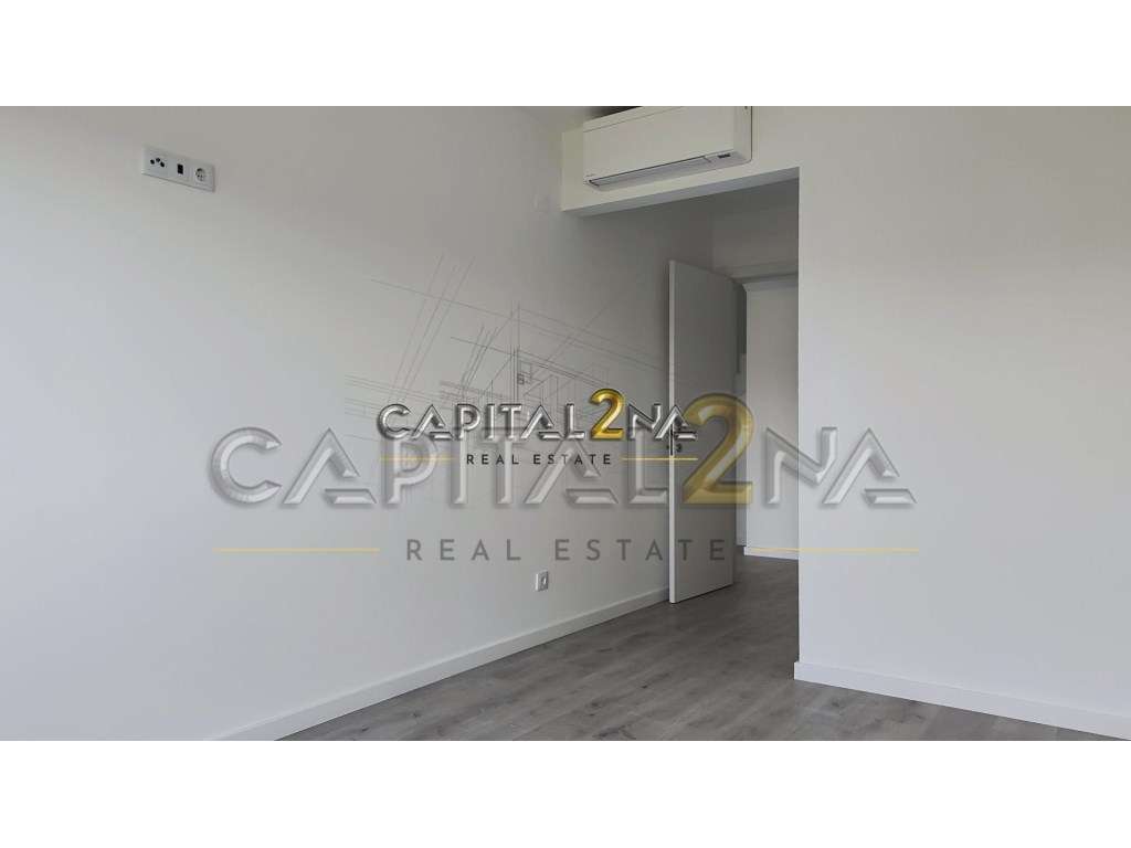 Penthouse T3 Duplex com Piscina Privada Aquecida, Terraço e Box par...-14
