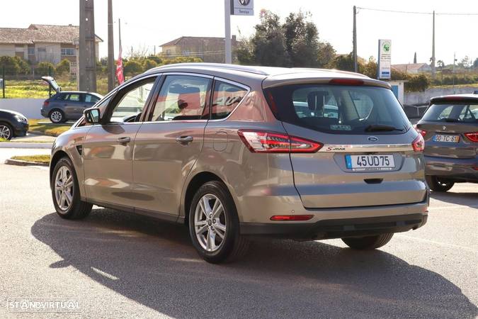 Ford S-Max 2.0 TDCi Titanium Powershift - 7