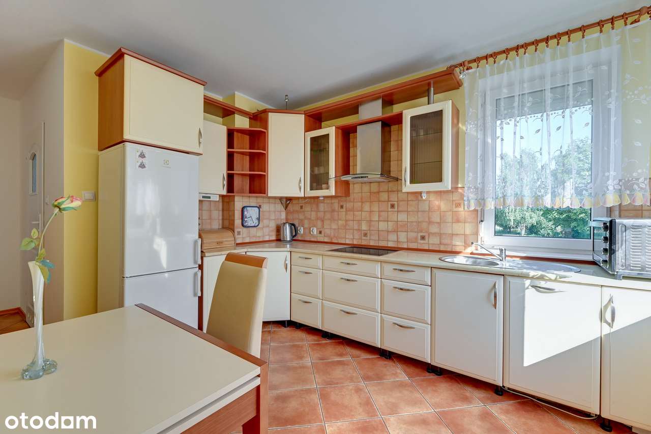 Duże dwa pokoje z możliwością zrobienia trzech-6