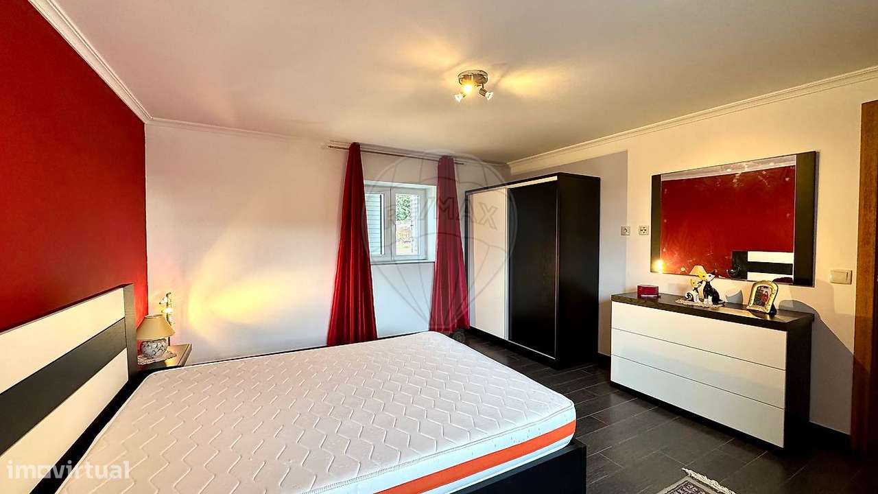 Moradia T4 para venda-10