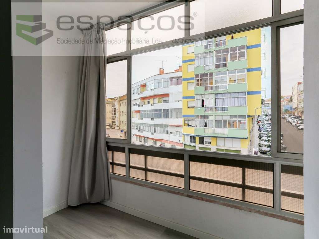Apartamento T1 remodelado em Queluz - Grande imagem: 4/14