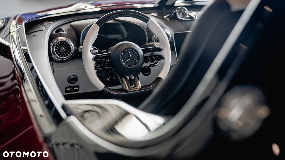 AMG PureSpeed, 1 z 250 szt., 4.0 V8 Biturbo, 585 KM, 800NM