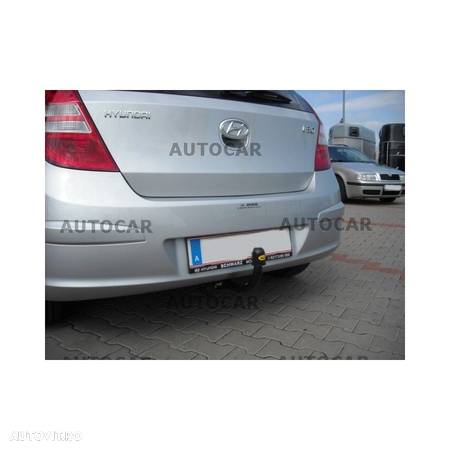 Carlig de remorcare pentru HYUNDAI I 30 - 3,5 usi - sistem semidemontabil -cu suruburi  din 2007 pana 2009 - 5