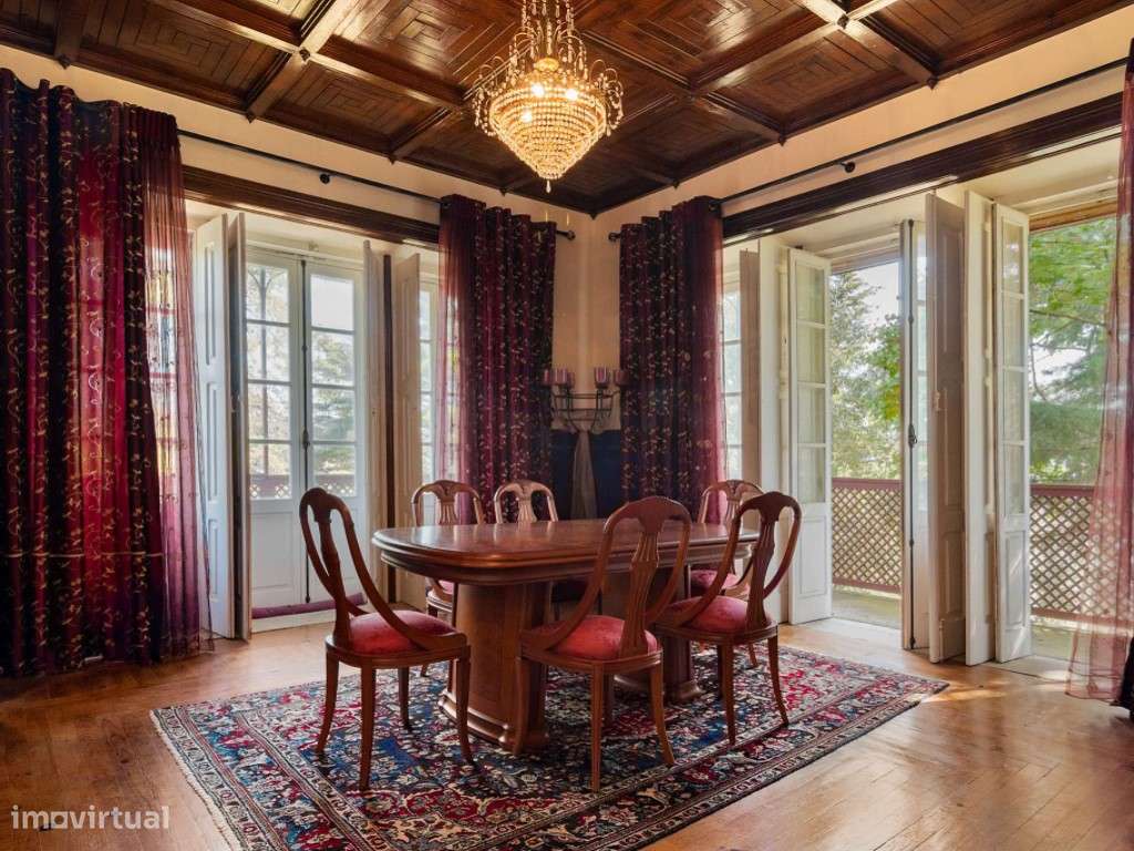 Quinta com palacete Raúl Lino em Torres Novas - Grande imagem: 2/23