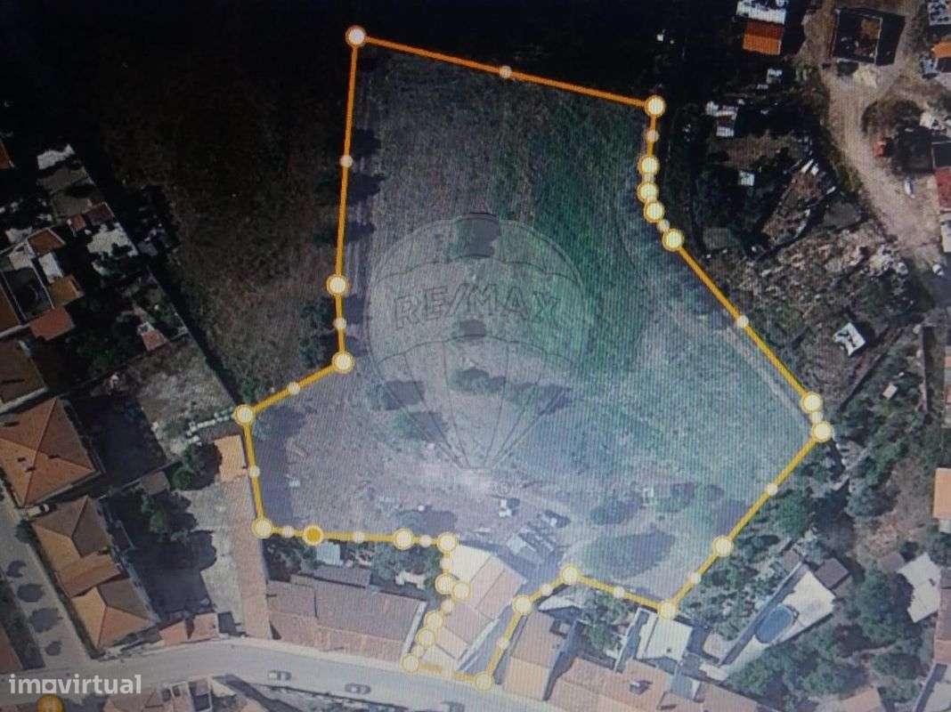 Moradia T5 para venda-24