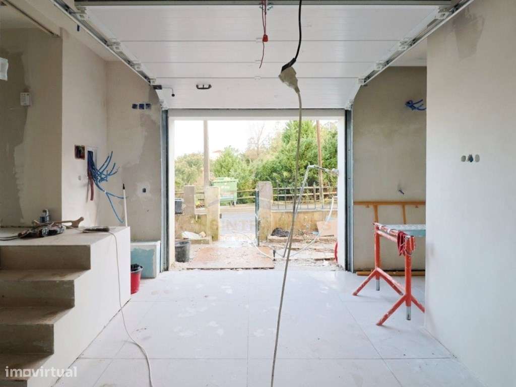 Moradia V4 Totalmente Remodelada em Torres Vedras - Junto ao Arena ... - Grande imagem: 5/32