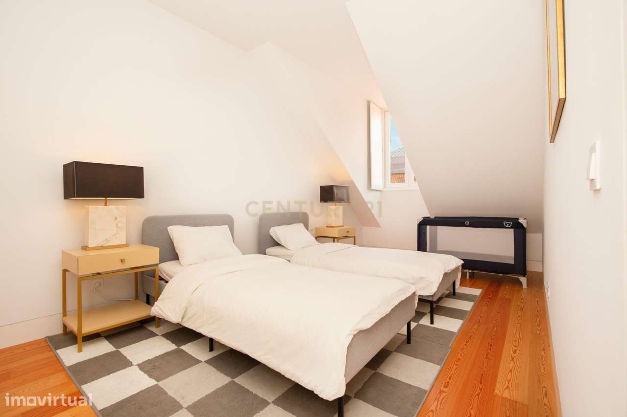 T2 Duplex de Luxo no CHIADO com Vista Rio - Grande imagem: 5/18