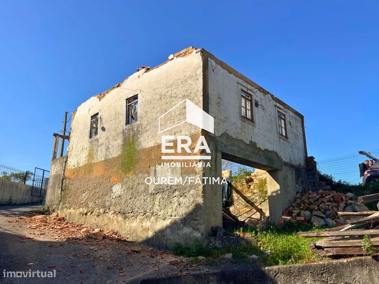 Moradia para reconstruir Espite, Ourém-13