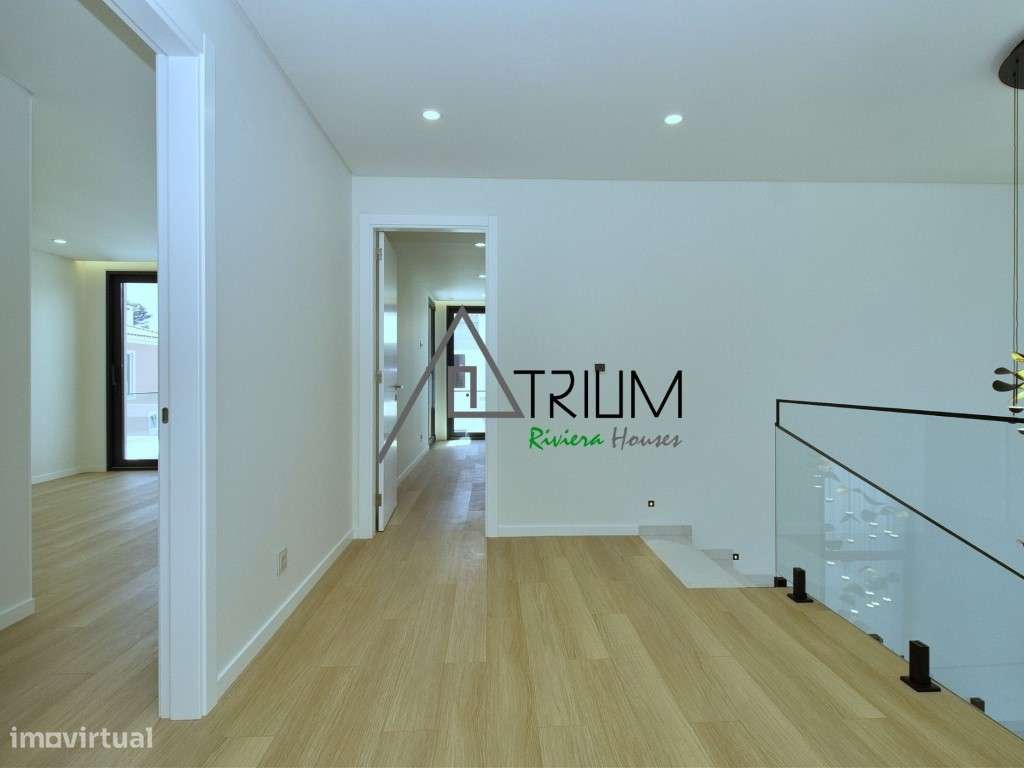Moradia Contemporânea de Luxo com Piscina Aquecida, Jardim e Cave M...-26