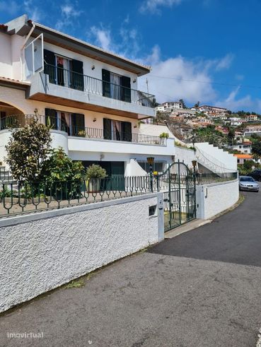 Moradia T4 + 1 a venda no Funchal, Ilha da Madeira