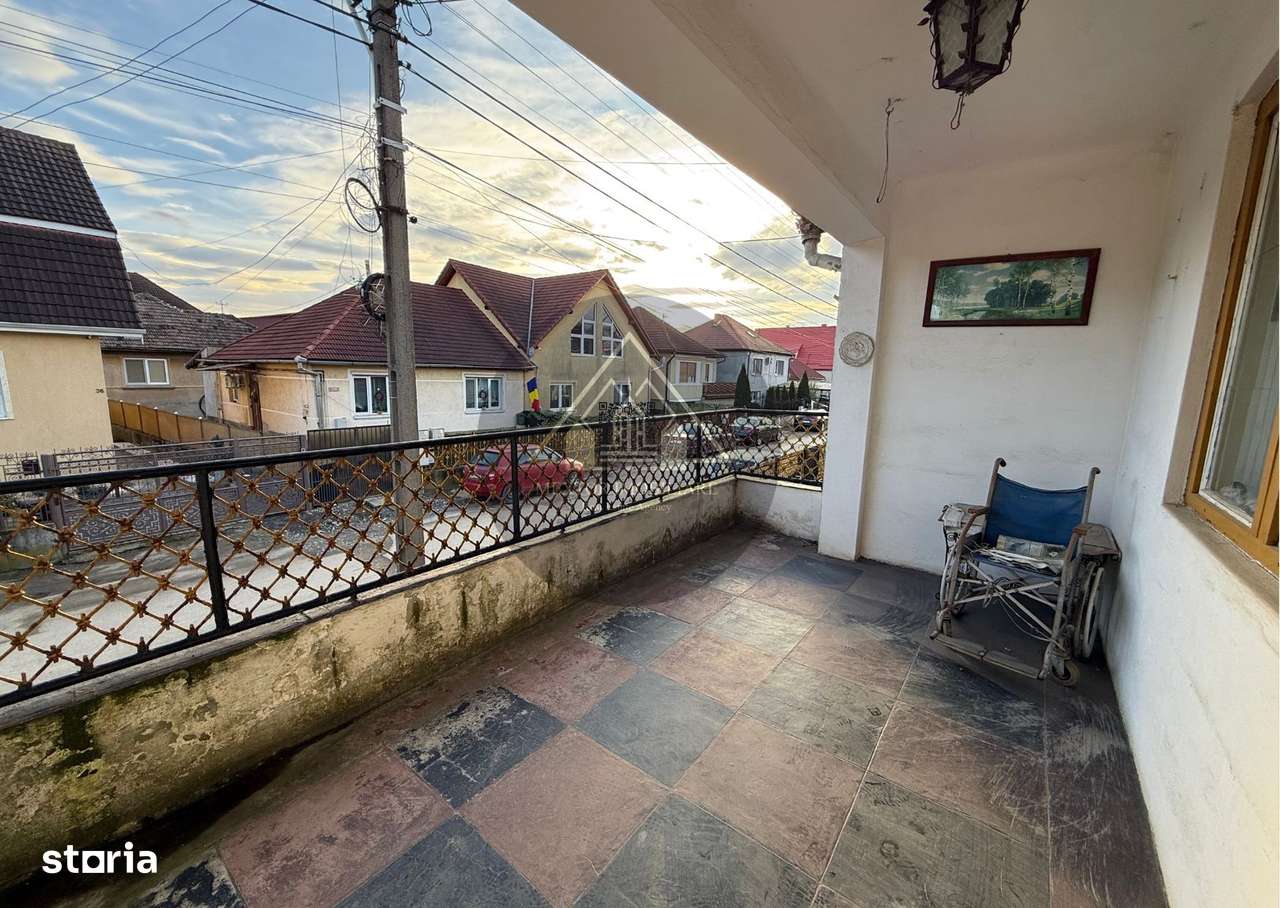 Casa de 5 camere, Semi-Central, Medias-13