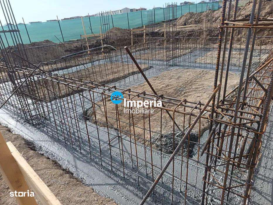 Cas&#259; P+E Valea Ad&#226;nc&#259; – vedere lac, canalizare,  Mega I-4